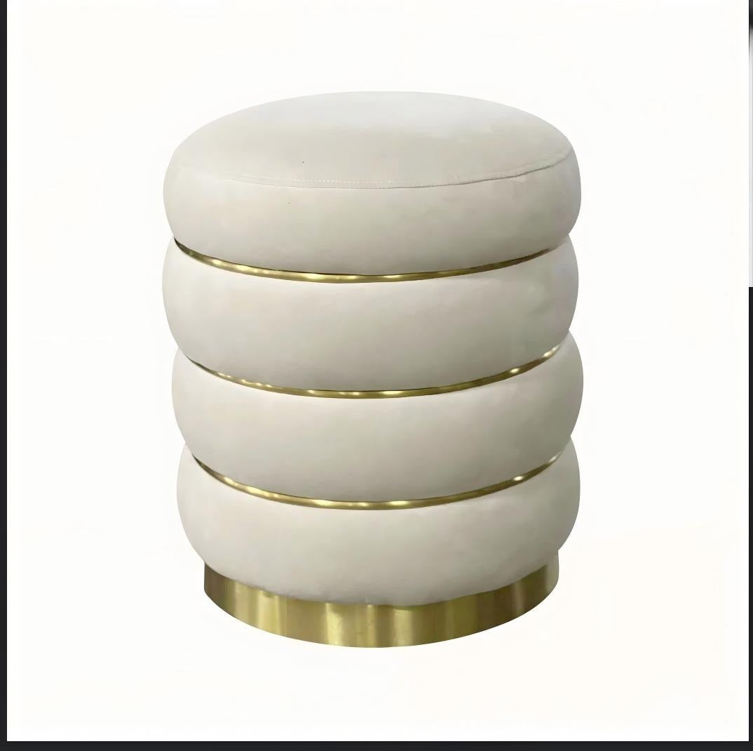 ROUND CURVY POUF WITH GOLDEN ACCENTS